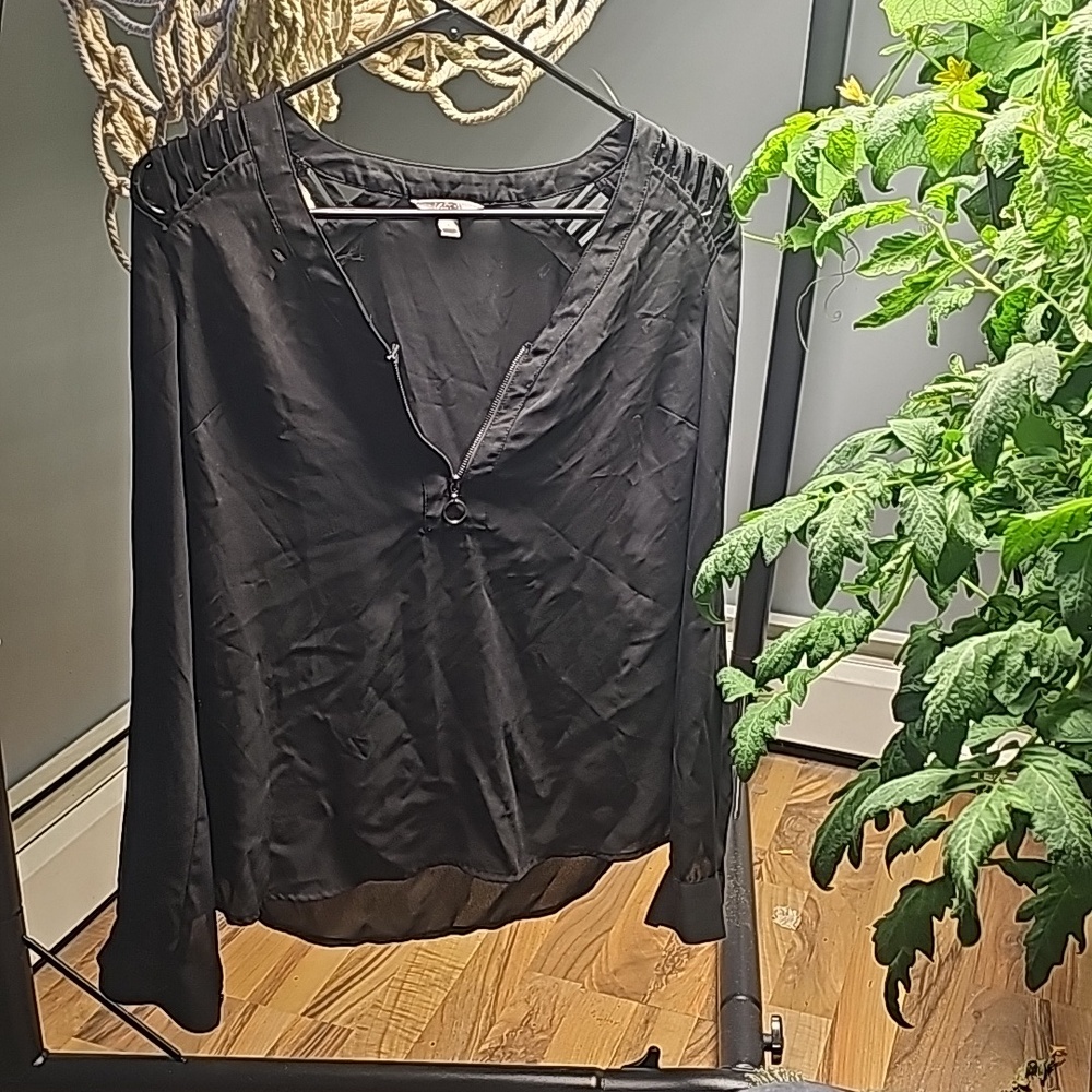 Candie's Black Sheer Long Sleeve Cutout Top – Size Small - Womens